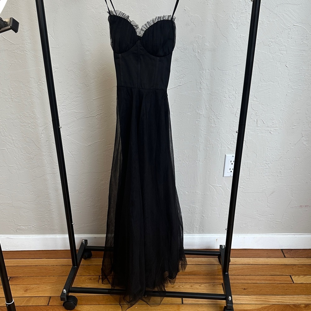 Fashion Nova Black Strapless Dress